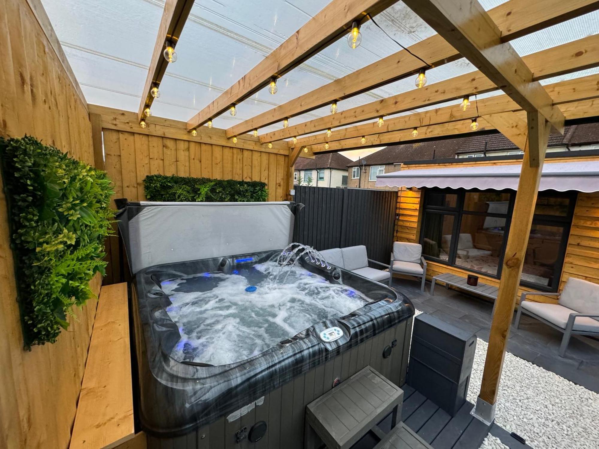 דירות דרטפורד Wild & Free Hot Tub Retreat מראה חיצוני תמונה